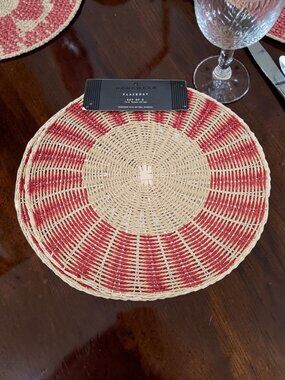 Homewear New Round Sunburst Natural Fiber Rattan Boho Accent Placemats 2 pc Set